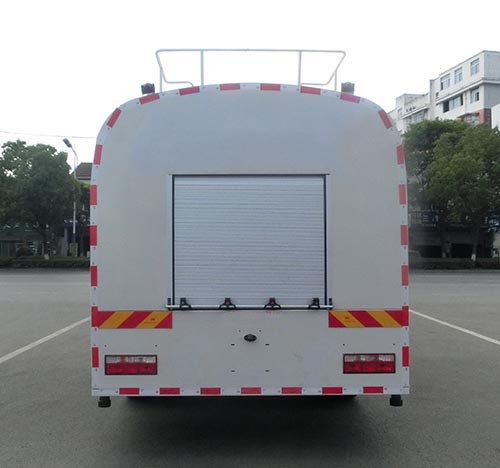 東風多利卡12.5噸消防灑水車