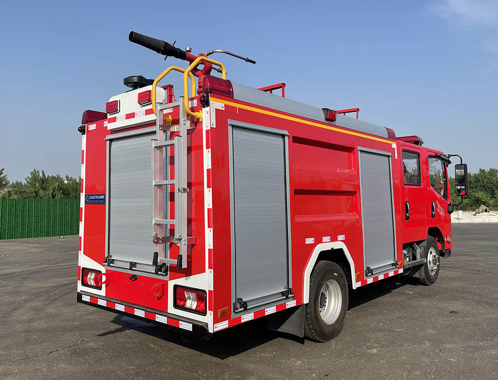 江鈴凱運3.5噸泡沫消防車