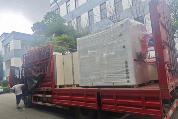使用反應(yīng)釜高低溫一體機(jī)時要注意這些環(huán)境因素！