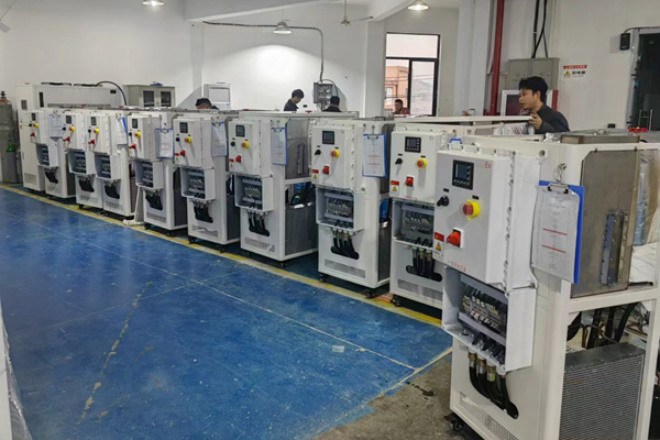 水冷式低溫冷凍機(jī)為什么會(huì)漏水？怎么解決？